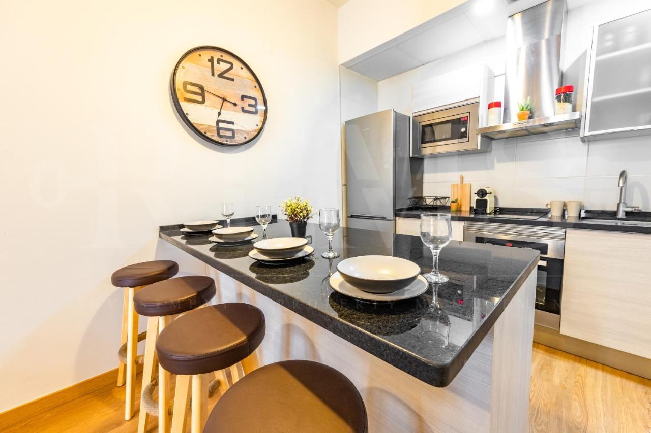 Cozy Flat With Common Pool & Parking - Center By Rems Apartment Malaga Exterior photo